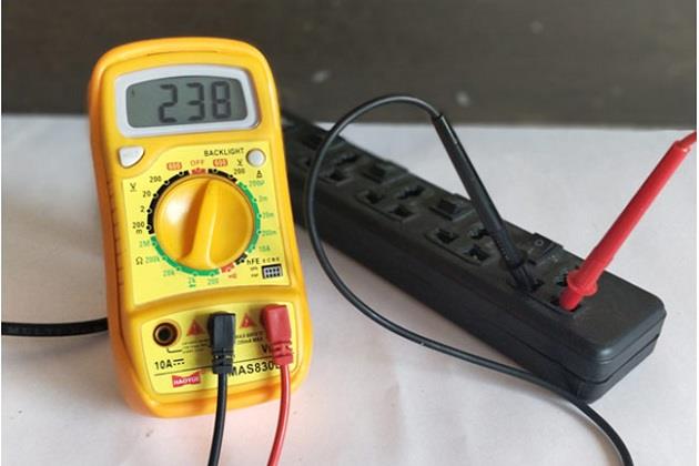 Cách đo dòng điện 1 chiều bằng đồng hồ vạn năng kim và DMM 1 cach do dong dien 1 chieu bang dong ho van nang kim va dmm