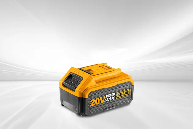 cach su dung pin cua may khoan thumb