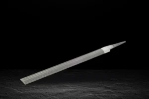 giua luoi cua xich thumb