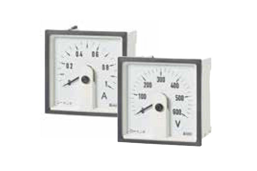 Đồng hồ analog đo dòng điện DC thang đo đài kiểu DIN Crompton Instruments E243-05A 1 Đồng hồ analog đo dòng điện DC thang đo đài kiểu DIN Crompton Instruments E243-05A