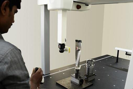 may-quet-3d-cua-nikon-giup-thiet-ke-nguoc-tro-nen-de-dang-hon-bao-gio-het-8