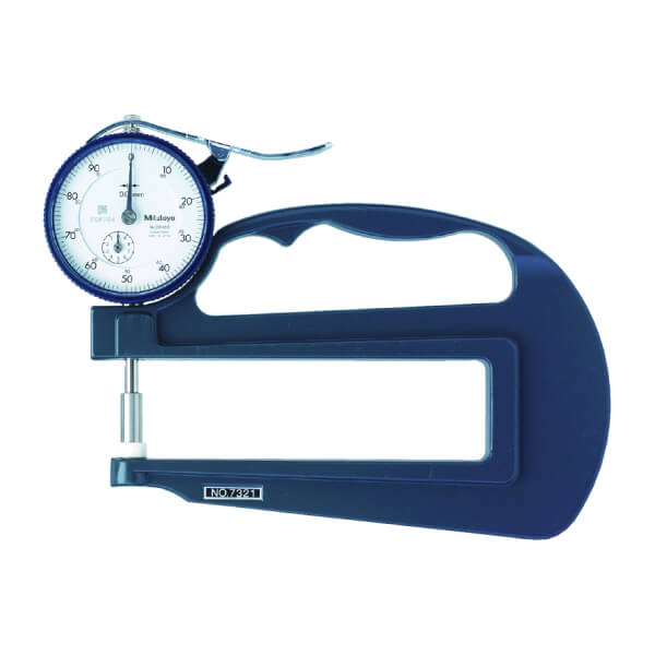 Trường Đại học Công nghiệp tặng quà cho hãng Accretech