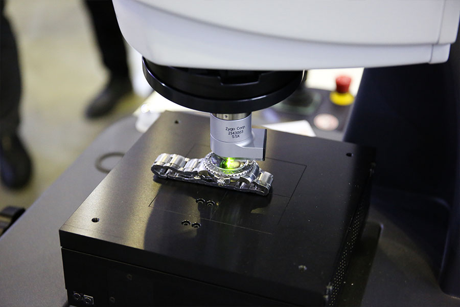 Ảnh lưu niệm của TECOTEC, Accretech và trường Đại học Công nghiệp