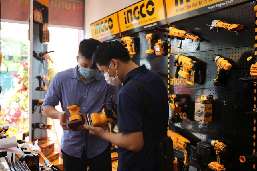 Khách hàng của dịch vụ bảo hành tại Tecostore Khách hàng của dịch vụ bảo hành tại Tecostore