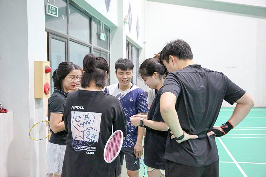 Bốc thăm chọn ra đội đối thủ