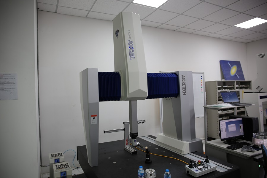 Cận cảnh máy đo tọa độ 3 chiều CMM Accretech