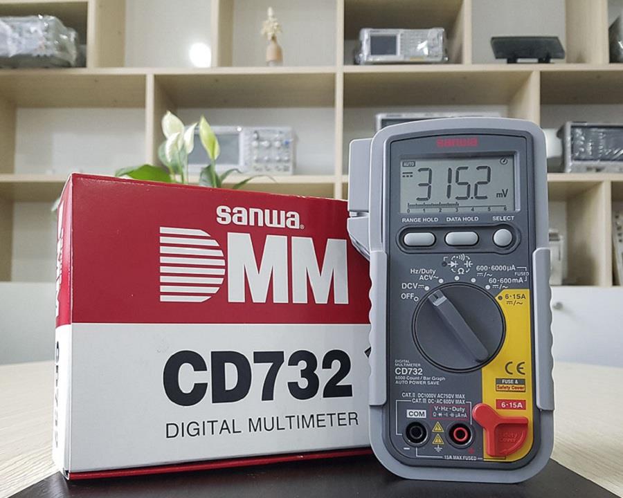 Đồng hồ vạn năng số