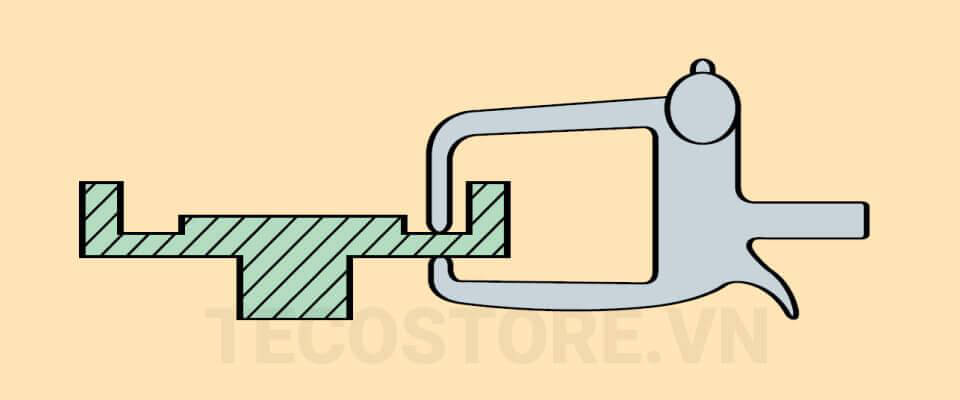 Đo độ dày phía trong phần nhô ra Đo độ dày phía trong phần nhô ra