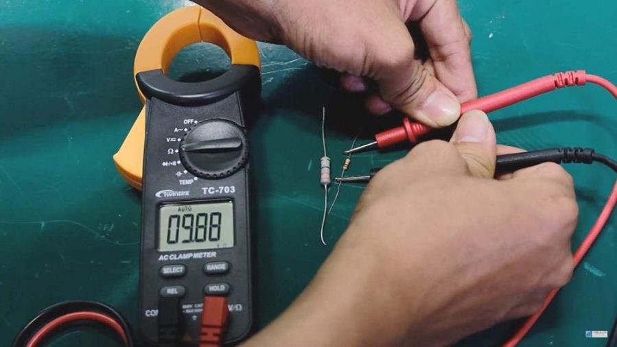 Hướng dẫn sử dụng ampe kìm đo điện trở Hướng dẫn sử dụng ampe kìm đo điện trở