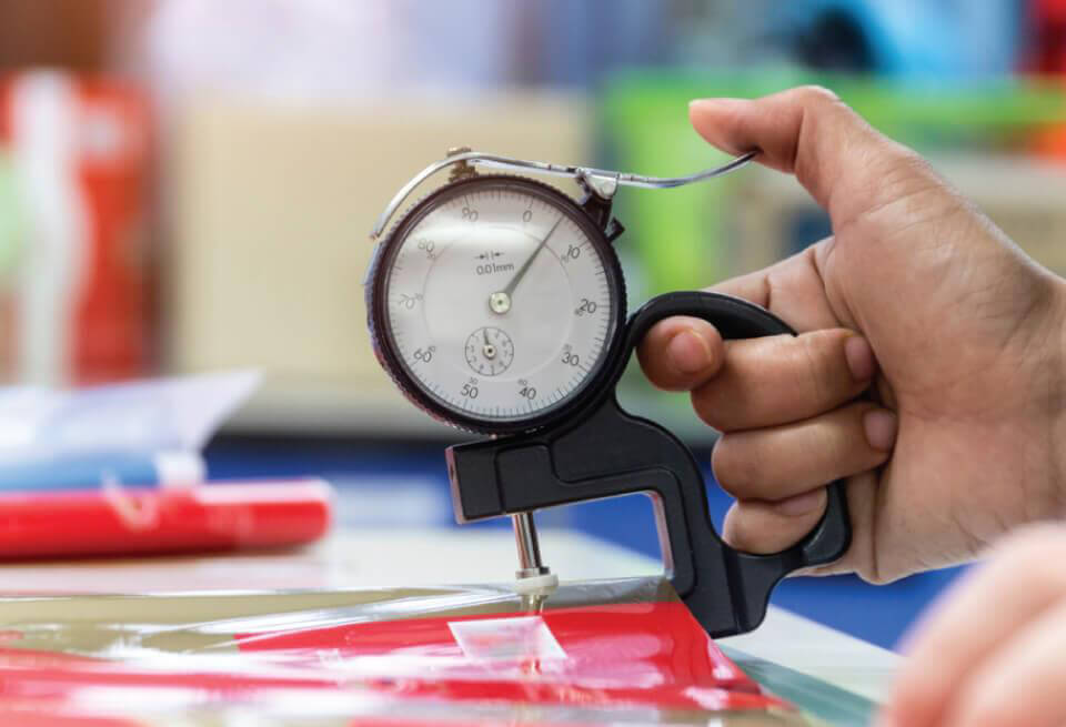 Cách sử dụng thước đo độ dày