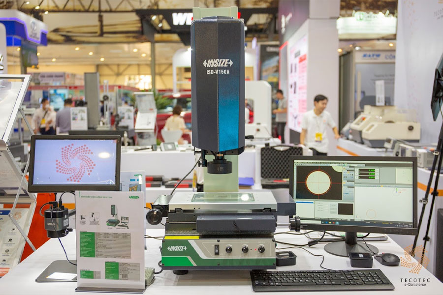 Cận cảnh kính hiển vi đo lường Insize