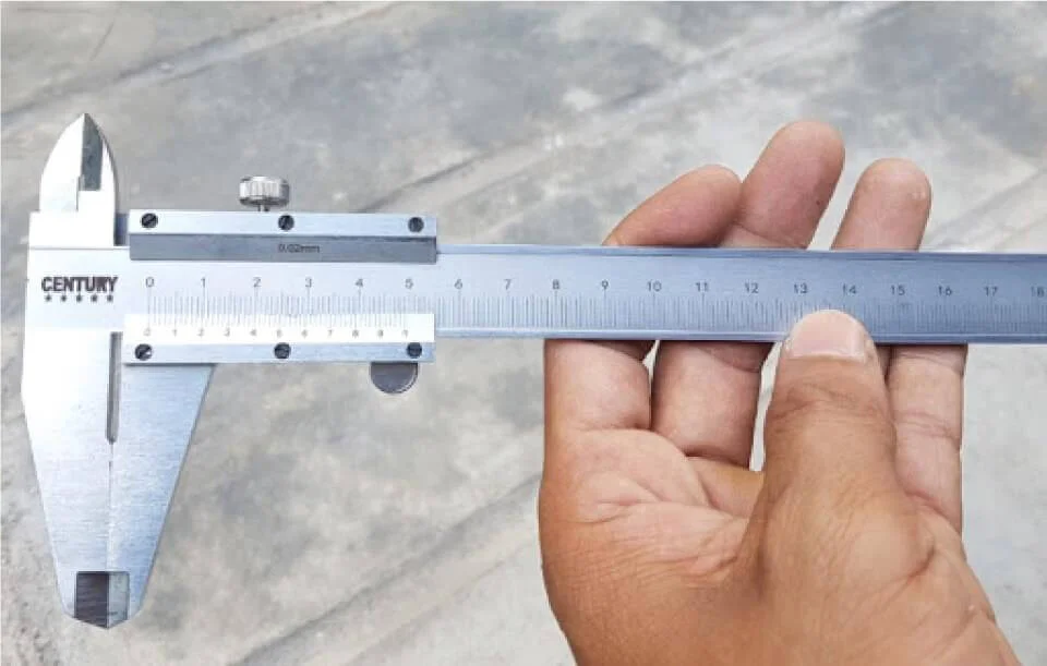 Thước kẹp Century