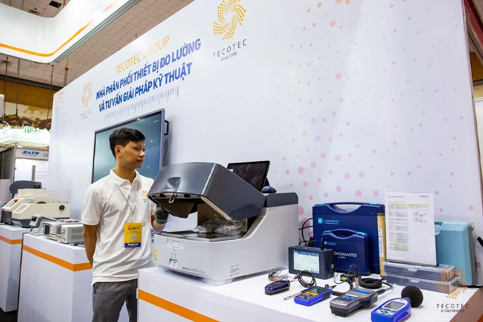 Khu vực trưng bày thiết bị đo lường của TECOTEC