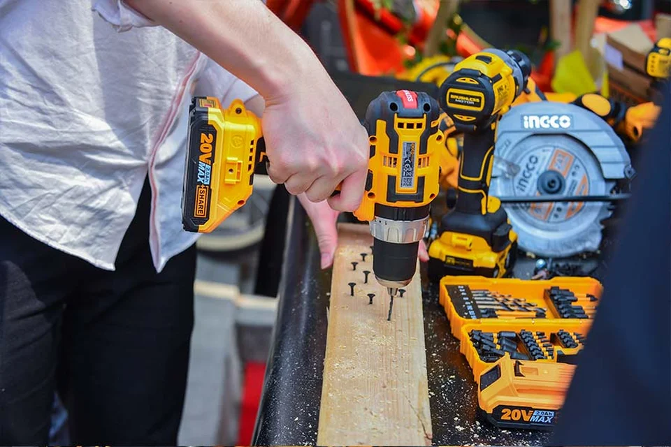 Trải nghiệm sản phẩm tại khu vực bàn nguội