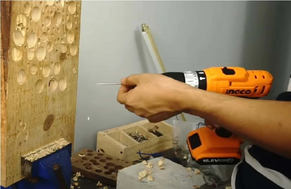 Một số lưu ý quan trọng khi dùng máy khoan đa năng pin INGCO