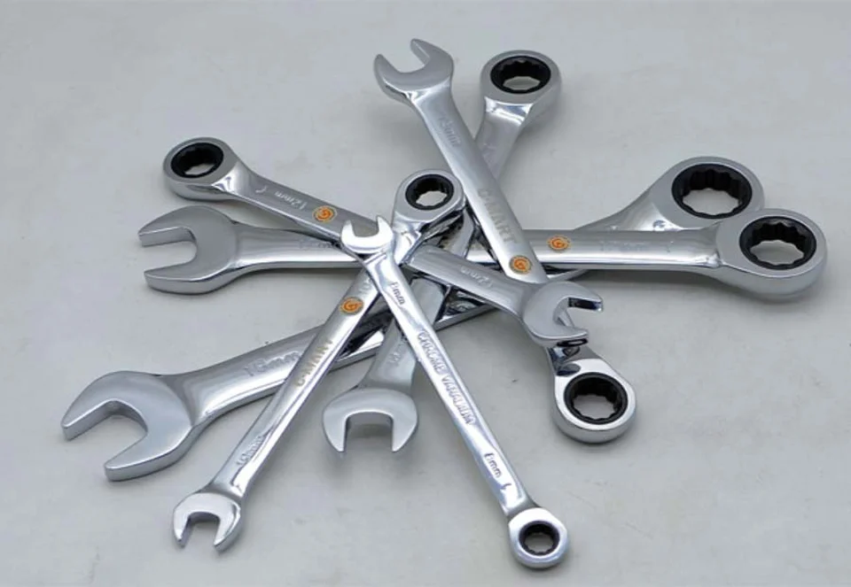 Các sản phẩm cờ lê mỏ lết thông dụng 