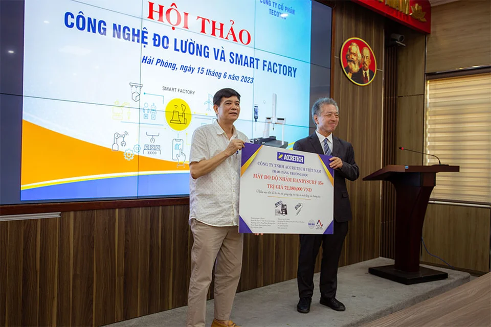 Accretech trao tặng máy HANDYSURF + cho trường Đại học Hải Phòng