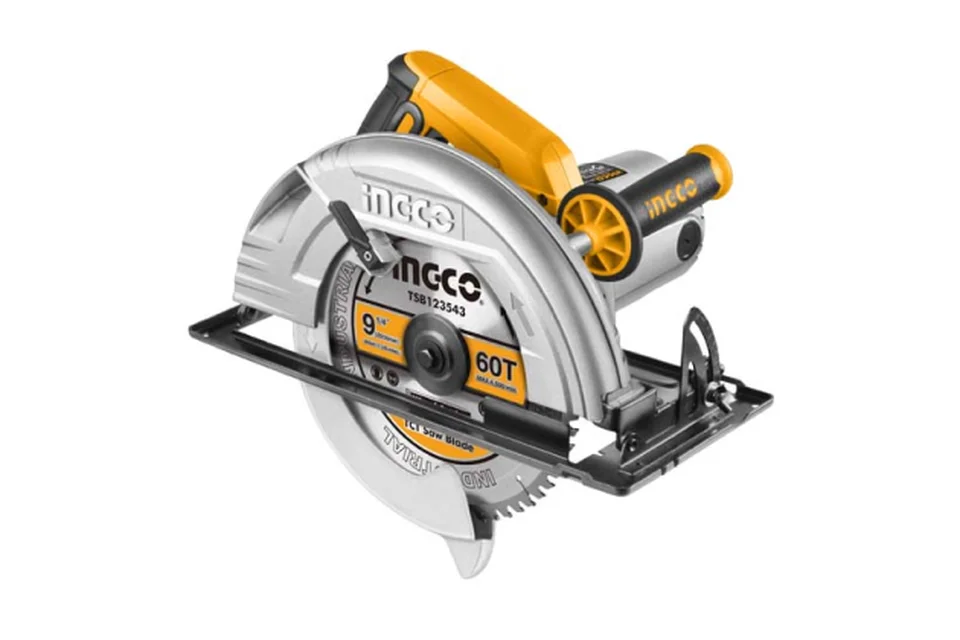 Máy cưa đĩa tròn INGCO CS2358